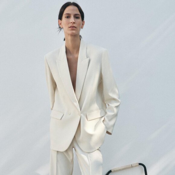 NEW ZARA ZW COLLECTION DOUBLE BREASTED OVERSIZED JACKET Ecru 2380/677 - Picture 2 of 8